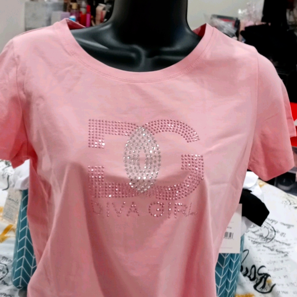 Nice new Small shirt